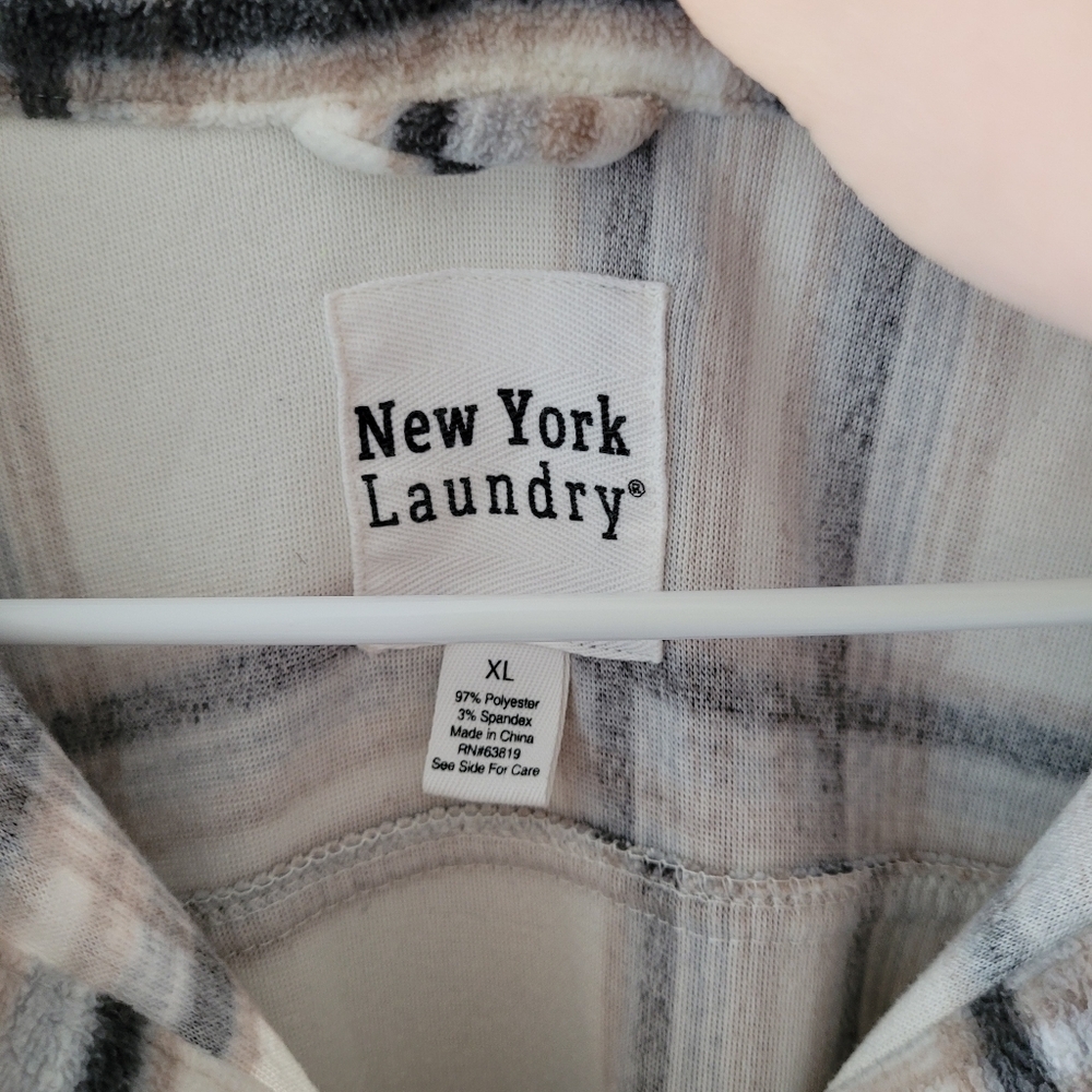Fleece Flannel Top - Picture 2 of 4